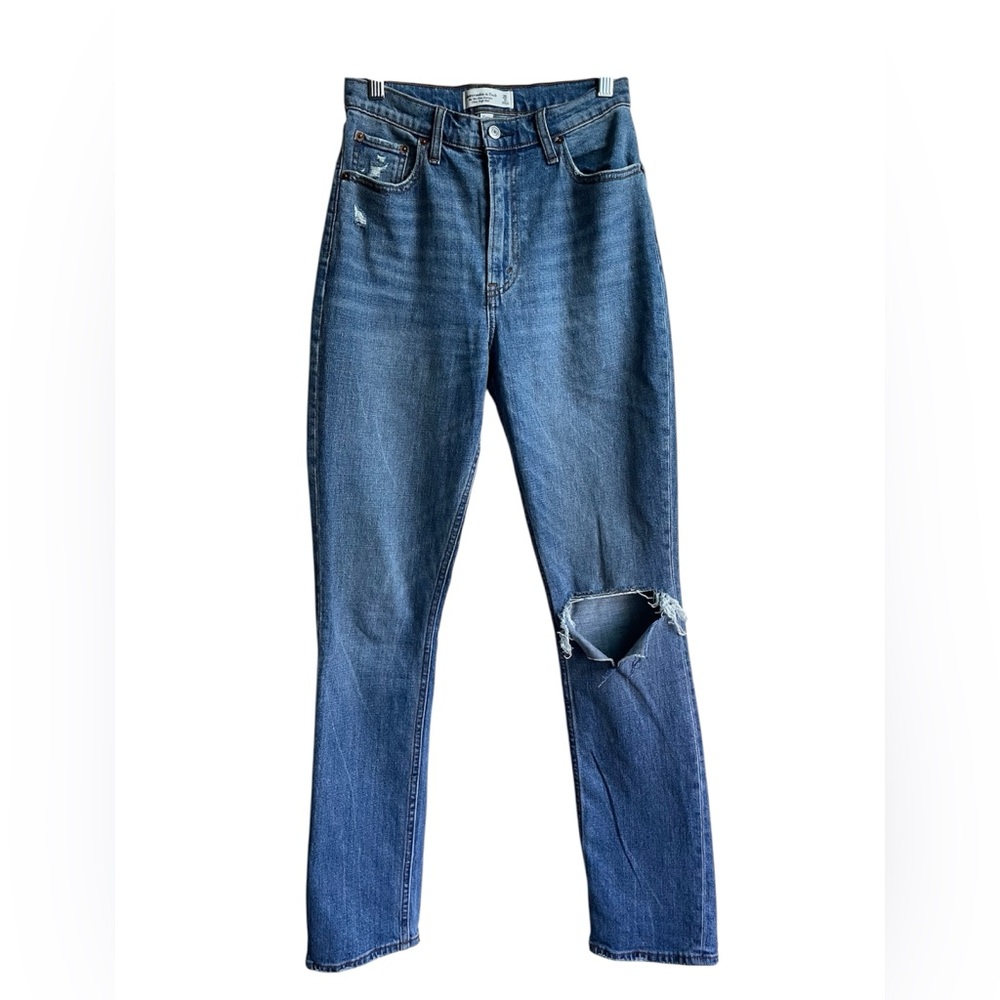 Abercrombie & Fitch The 90s Slim Straight Ultra High Curve Love Distressed Jeans